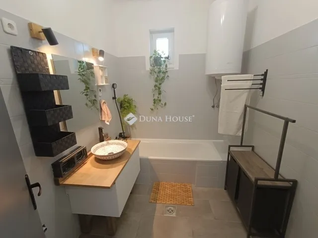 Eladó ház Kecskemét, Hetényegyháza 135 nm