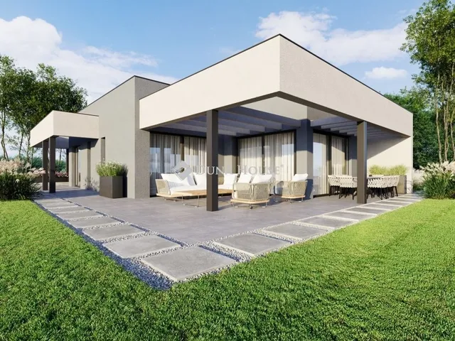 Eladó ház Kecskemét, Máriahegy 190 nm