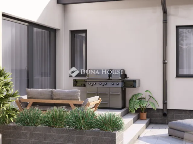 Eladó ház Kecskemét, Hunyadiváros 135 nm