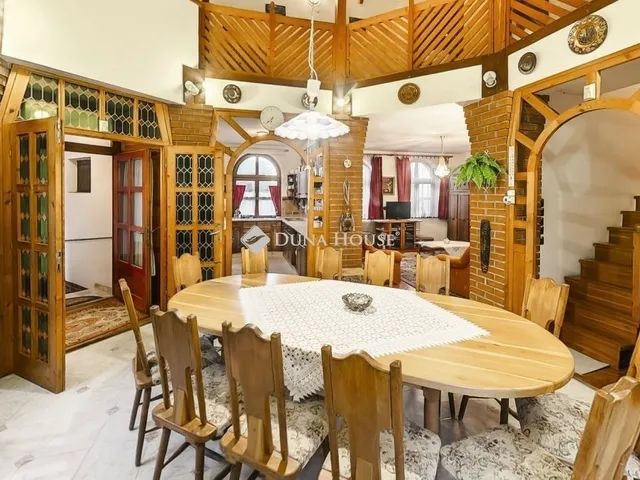 Eladó ház Dunaföldvár 161 nm