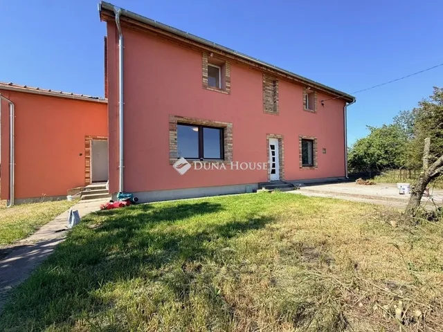 Eladó ház Cserkeszőlő 138 nm