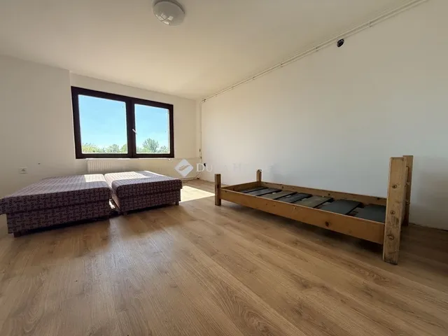 Eladó ház Cserkeszőlő 138 nm