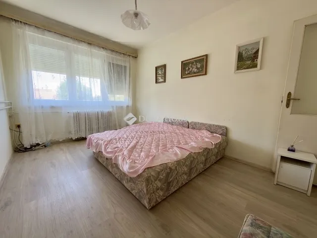 Eladó ház Kecskemét, Petőfiváros 145 nm