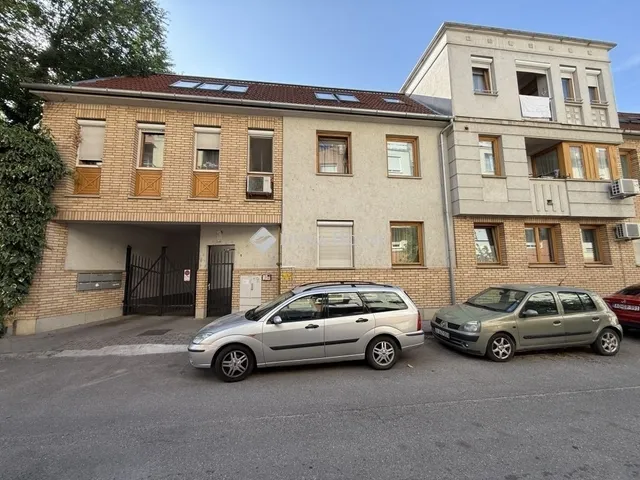 Kiadó lakás Kecskemét, Belváros 66 nm