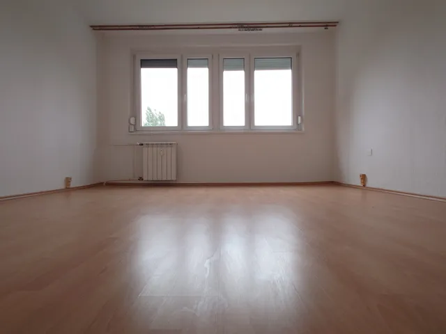 Eladó lakás Kecskemét, Széchenyiváros 34 nm