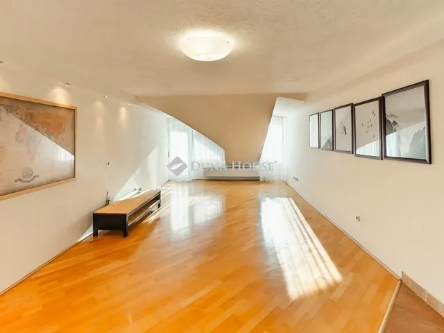Eladó lakás Kecskemét, Belváros 80 nm