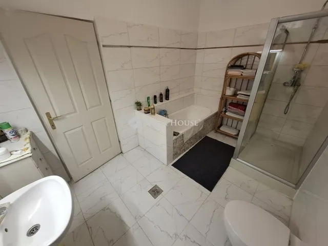 Eladó ház Kiskunfélegyháza 184 nm