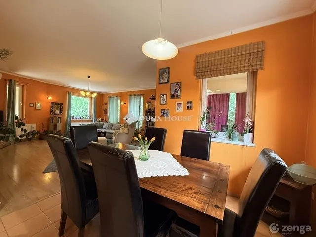 Eladó ház Kecskemét, Máriahegy 182 nm