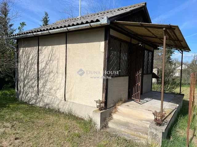 Eladó telek Kecskemét, Úrihegy 733 nm