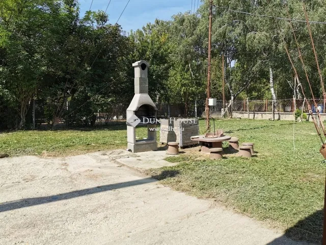 Kiadó lakás Városföld 186 nm