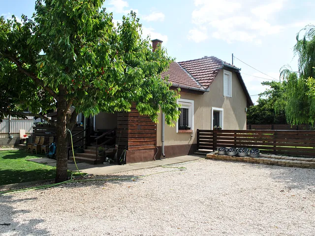 Eladó ház Kecskemét, Katonatelep 83 nm