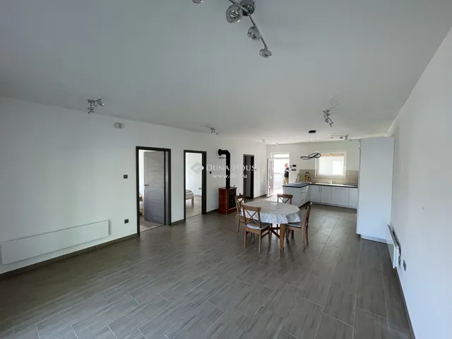 Kiadó lakás Kecskemét, Széchenyiváros 98 nm