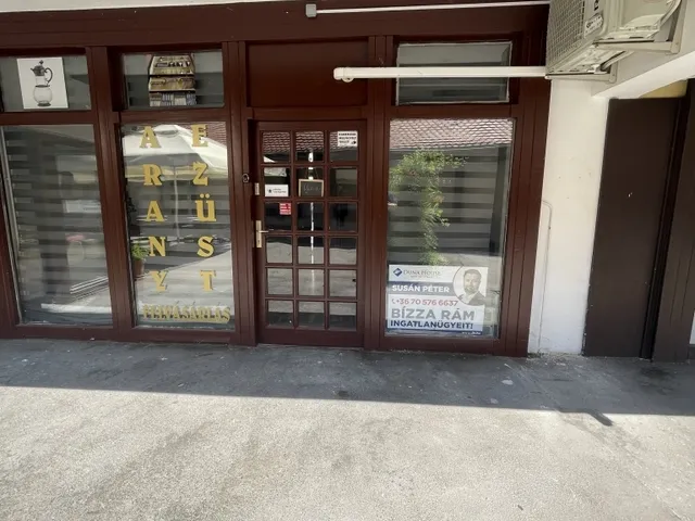 Kiadó kereskedelmi és ipari ingatlan Kecskemét, Belváros 94 nm