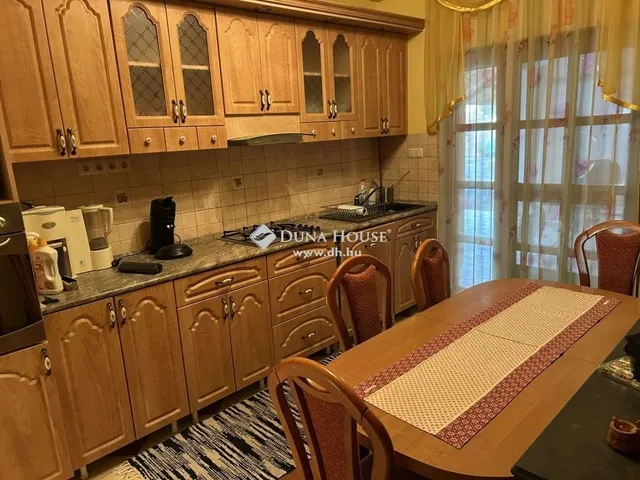 Eladó ház Szarvas 230 nm