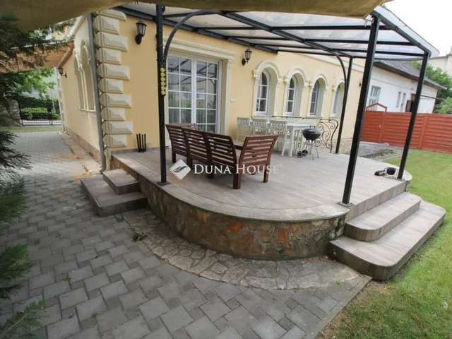 Kiadó ház Kecskemét 200 nm