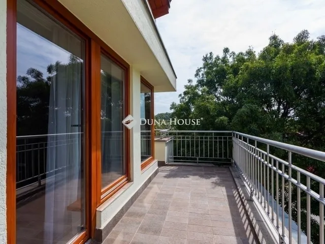 Eladó lakás Kecskemét 167 nm