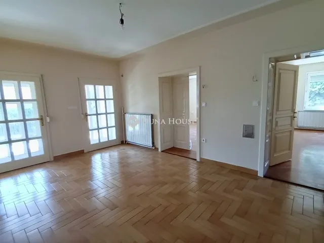 Eladó ház Kecskemét 260 nm