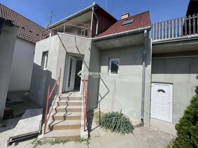 Eladó ház Kecskemét 210 nm