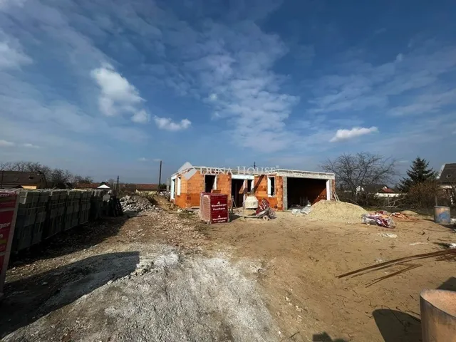 Eladó ház Kecskemét 225 nm