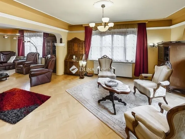 Eladó ház Kecskemét 220 nm