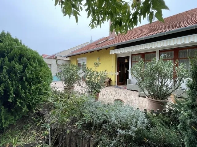 Eladó ház Helvécia 135 nm