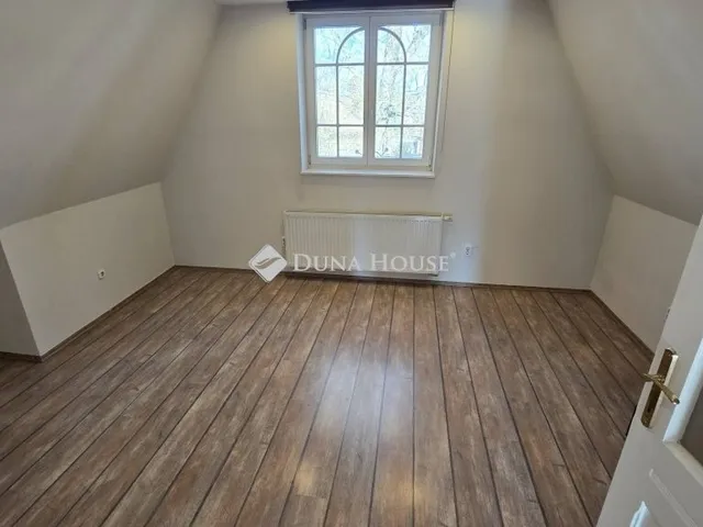 Eladó ház Kecskemét 337 nm