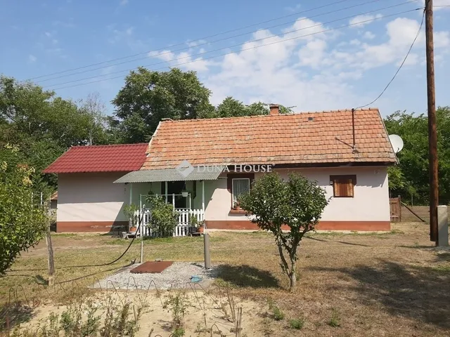 Eladó ház Kecskemét 65 nm