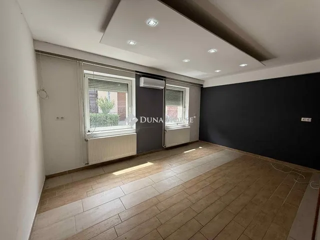 Eladó ház Kecskemét 333 nm