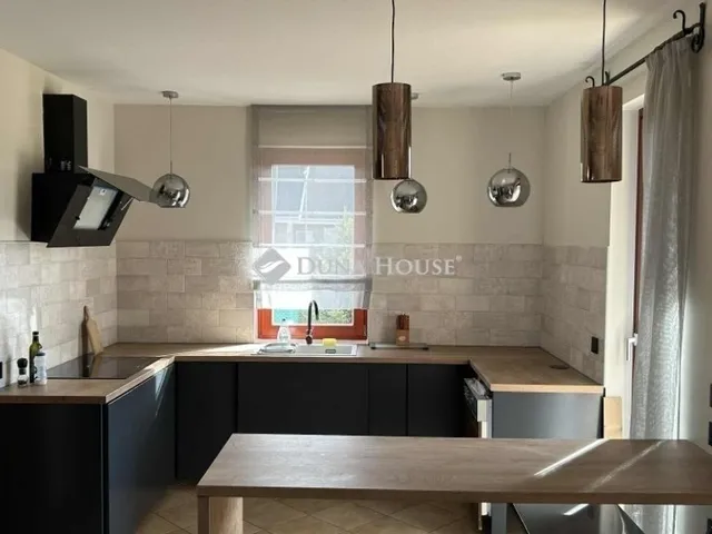 Eladó ház Kecskemét 172 nm