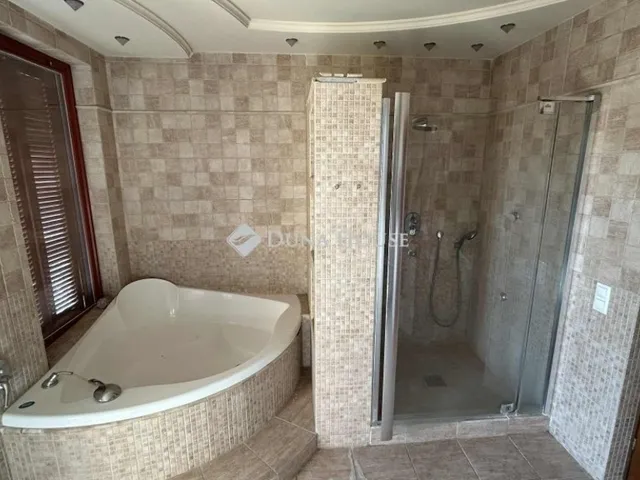 Eladó ház Kecskemét 172 nm