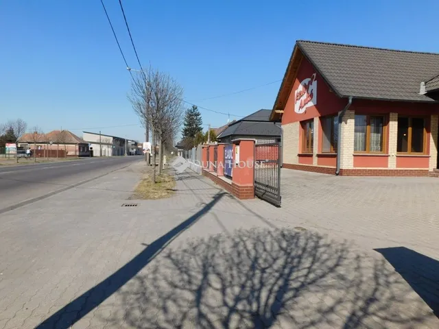 Eladó ház Kiskőrös 280 nm