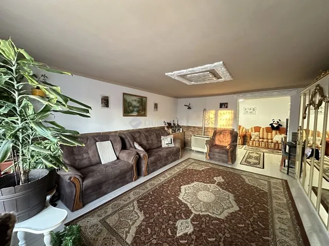 Eladó ház Kecskemét, Muszáj 80 nm