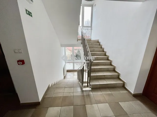 Kiadó kereskedelmi és ipari ingatlan Kecskemét, Belváros 60 nm