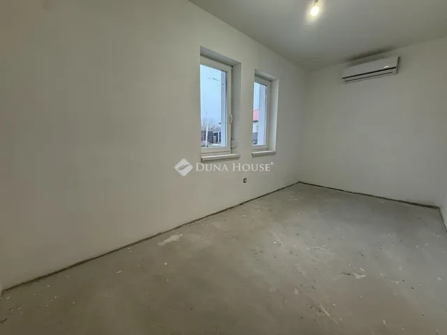 Eladó ház Kecskemét, Katonatelep 81 nm