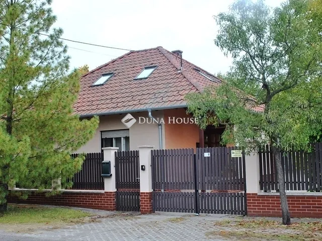 Eladó ház Kecskemét 246 nm