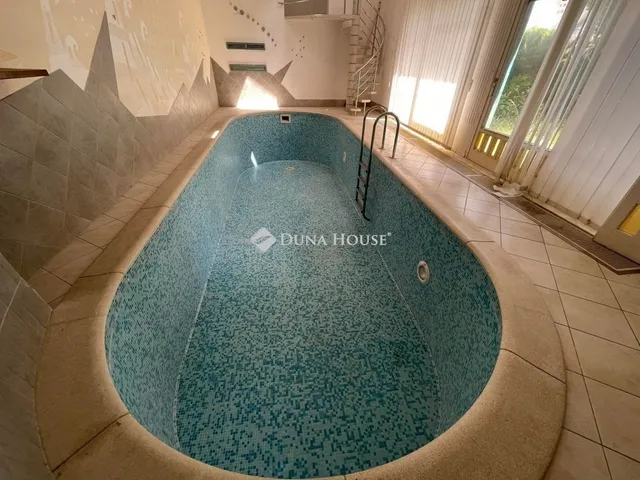 Eladó ház Kecskemét, Belváros 397 nm