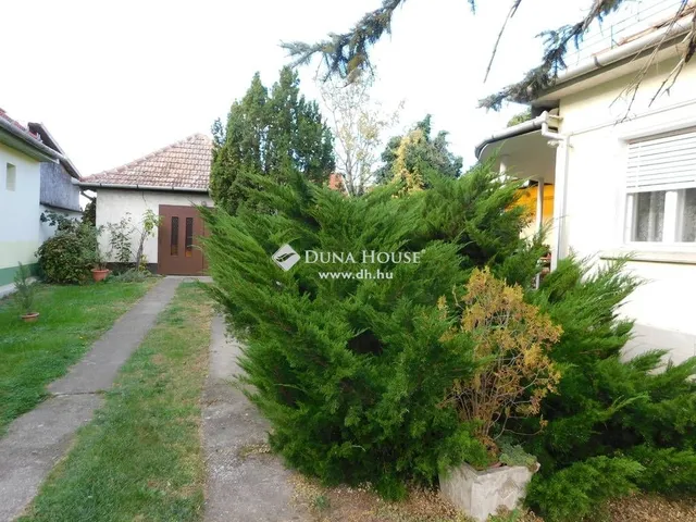 Eladó ház Kiskőrös 90 nm