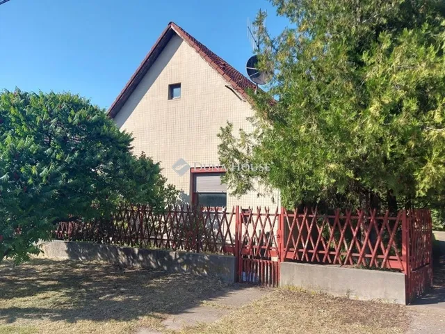Eladó ház Kiskőrös 119 nm