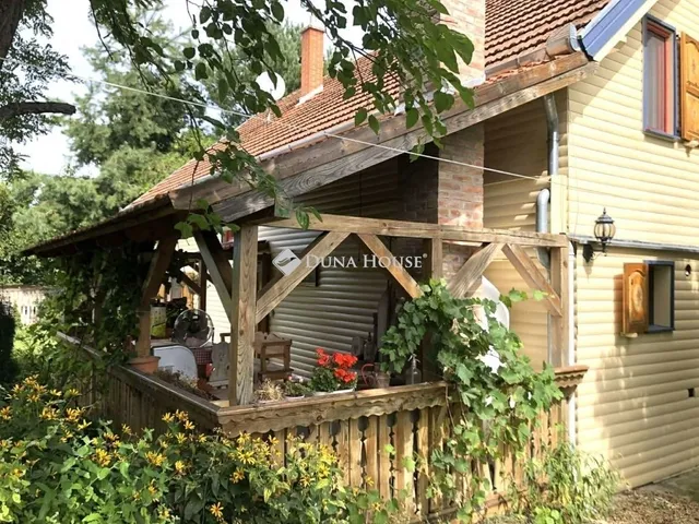 Eladó mezőgazdasági ingatlan Ágasegyháza 170 nm