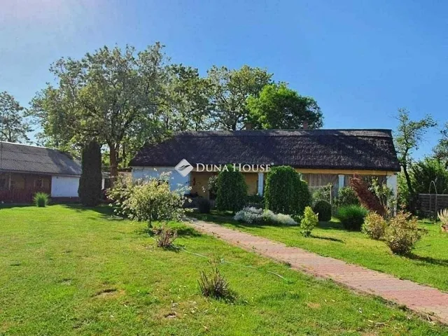 Eladó mezőgazdasági ingatlan Lajosmizse 140 nm