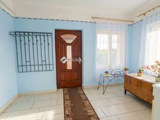 Eladó ház Városföld 76 nm