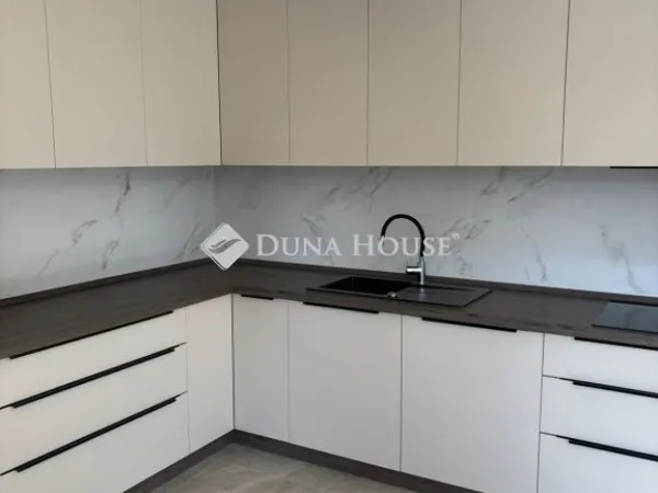 Eladó lakás Kecskemét 86 nm