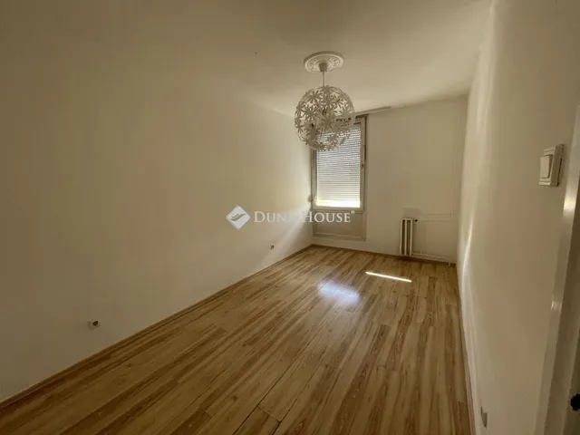 Eladó lakás Kecskemét 73 nm