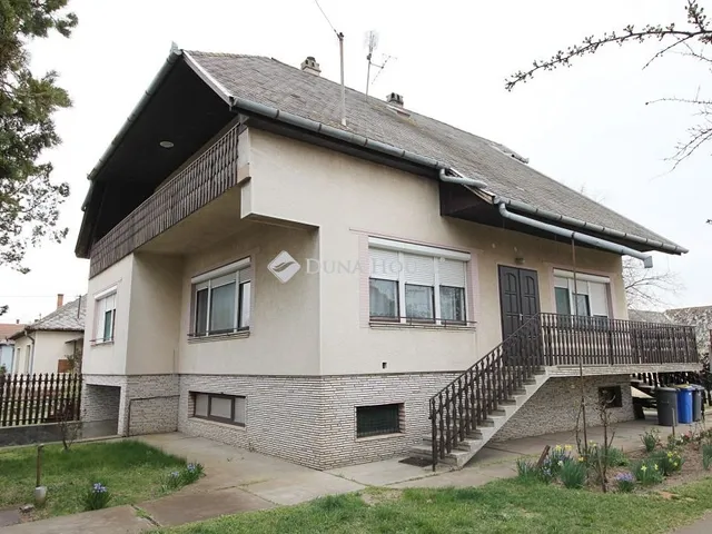 Eladó ház Ágasegyháza 174 nm