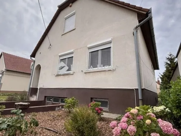 Eladó ház Kecskemét, Petőfiváros 133 nm