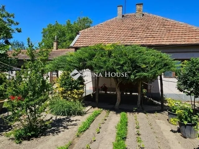 Eladó ház Kecskemét 56 nm
