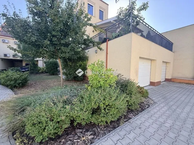 Eladó lakás Kecskemét 91 nm