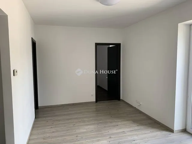 Kiadó lakás Kecskemét, Homokbánya 41 nm