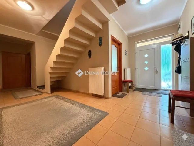 Eladó ház Kecskemét 182 nm