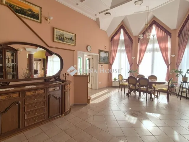 Eladó ház Kecskemét 367 nm